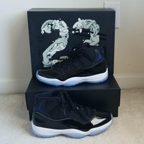 Jordan Other - Jordan 11 space jams